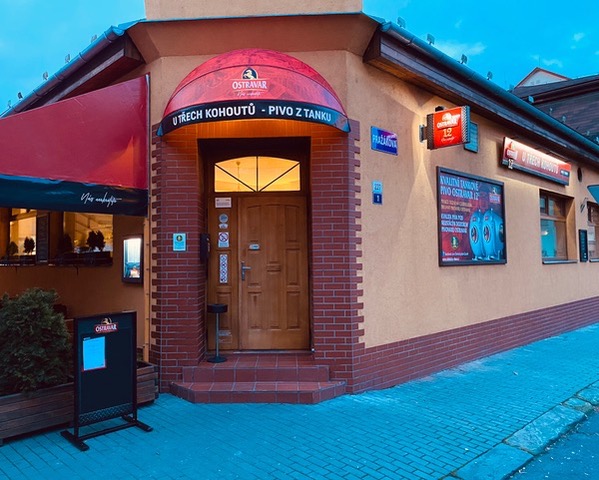 Exteriér restaurace U Třech kohoutů